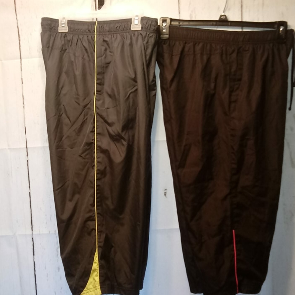 Capris - Picture 2 of 4